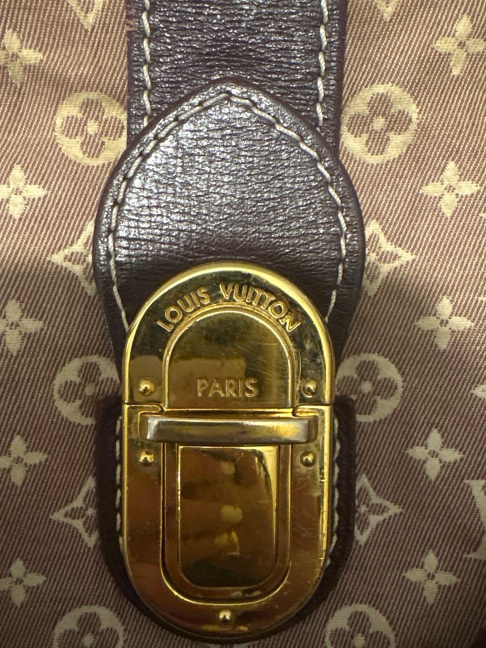 Louis Vuitton Brown Monogram Shoulder Bag with Gold Hardware - Picture 2 of 3